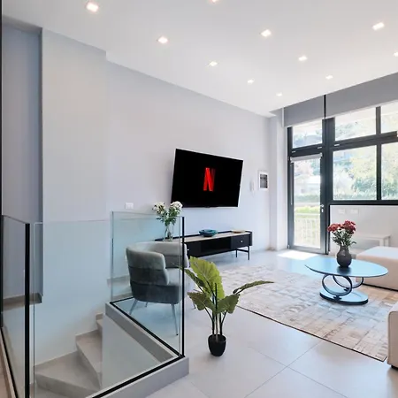 Gemelli Suite Design con Jacuzzi By HÔTEA Apartamento *