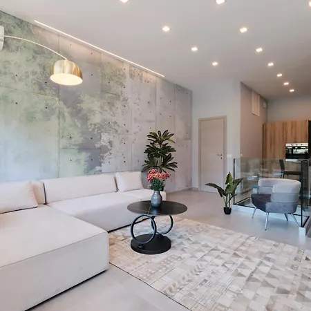 Gemelli Suite Design con Jacuzzi By HÔTEA *