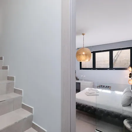 Gemelli Suite Design con Jacuzzi By HÔTEA Apartamento Roma