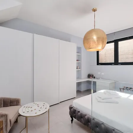 Gemelli Suite Design con Jacuzzi By HÔTEA Apartamento